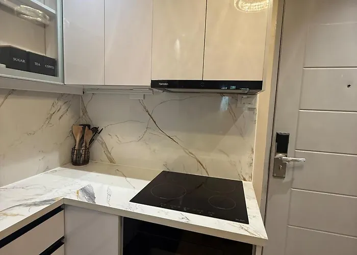 Yassis 2br Luxury Unit In Grass Apartamento Manila