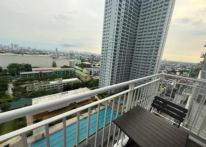Yassis 2br Luxury Unit In Grass *